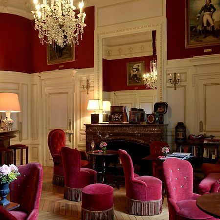 Chateau Colbert Maulévrier Esterno foto